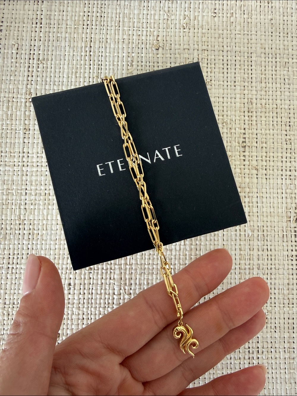 Eternate necklace